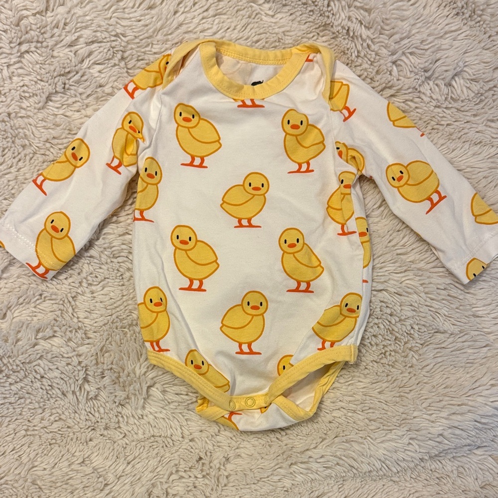Cute Yellow Duck Pattern Baby Bodysuit